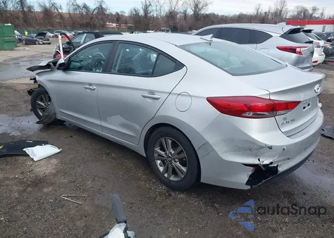 2018 Hyundai Elantra Sel z USA, uszkodzony, nr VIN 5NPD84LF7JH265343